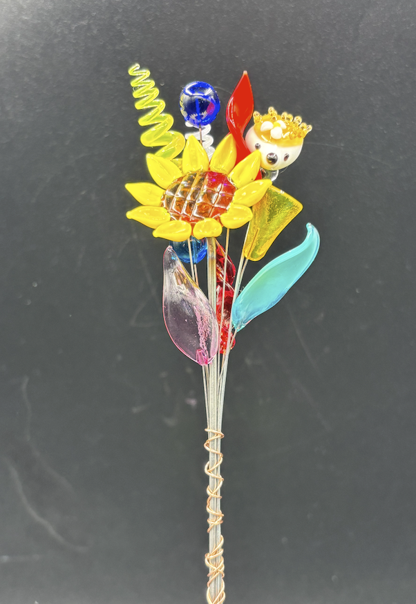 LB08-Lg Bouquet-Hedgehog Large Bouquet Hedgehog