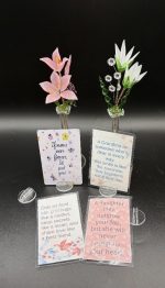 Mother's Day Flower Package - 10 Bouquets & Vases + 20 Cards + 5 Acrylic Card Stands - Image 2